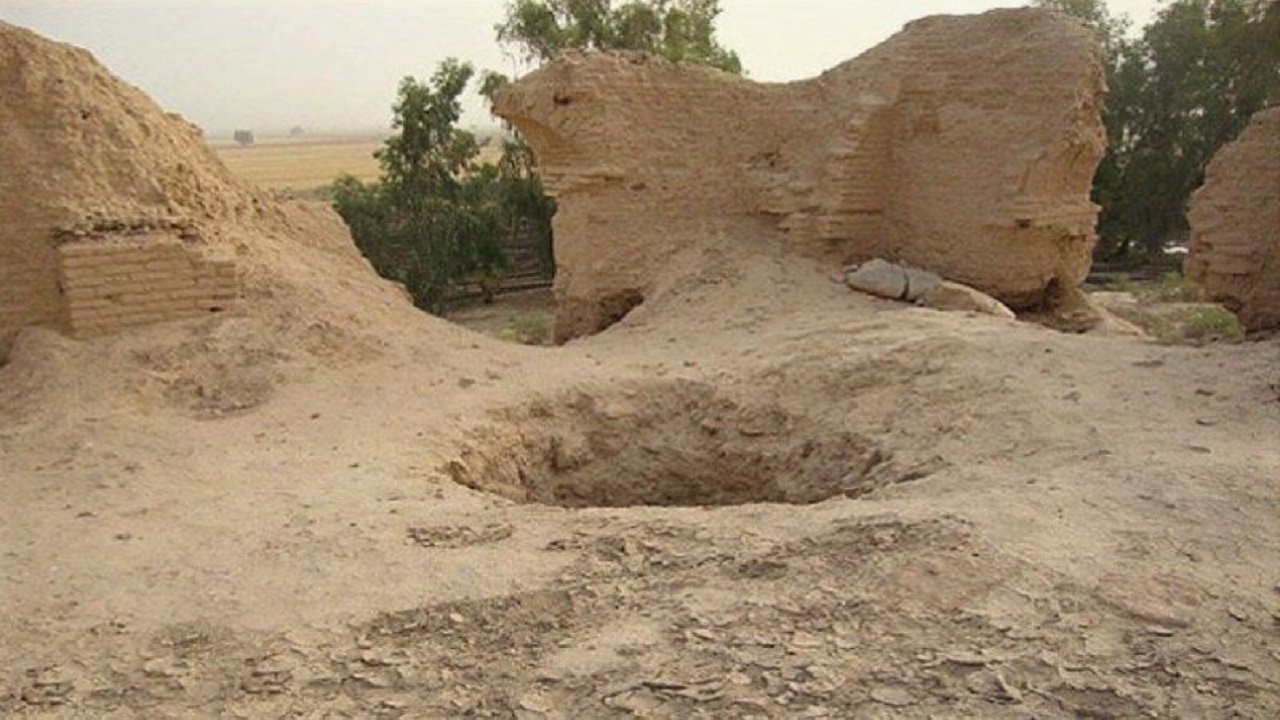 هفت حفار آثار تاریخی در آرادان دستگیر شدند