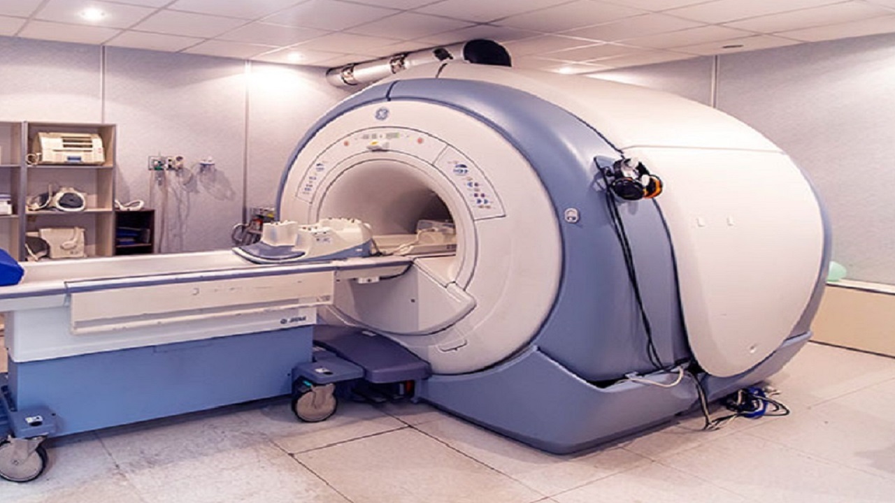 دستگاه MRI وارد قاین شد+ تصاویر
