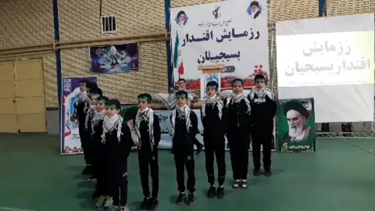 برگزاری رزمایش اقتدار بسیجیان در قروه + فیلم