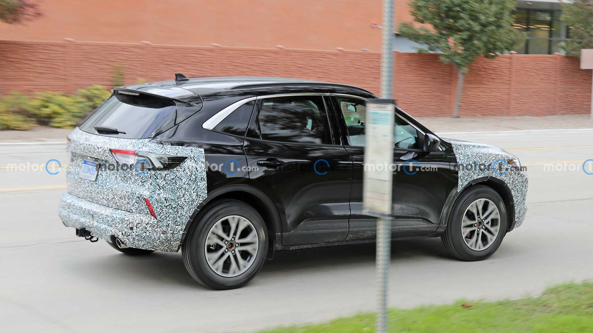 خودروی Ford Escape ۲۰۲۳ فیس لیفت شده 