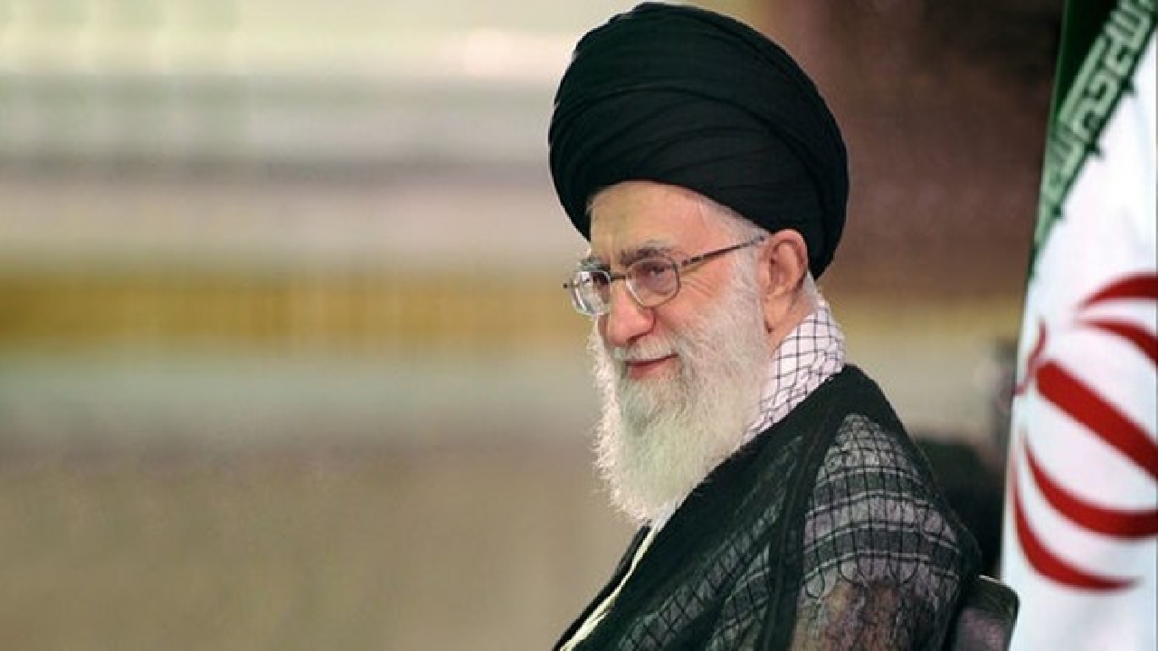 روایتی از دقت نظر خاص رهبر انقلاب در رعایت حق الناس/ ماجرای یک عذرخواهی