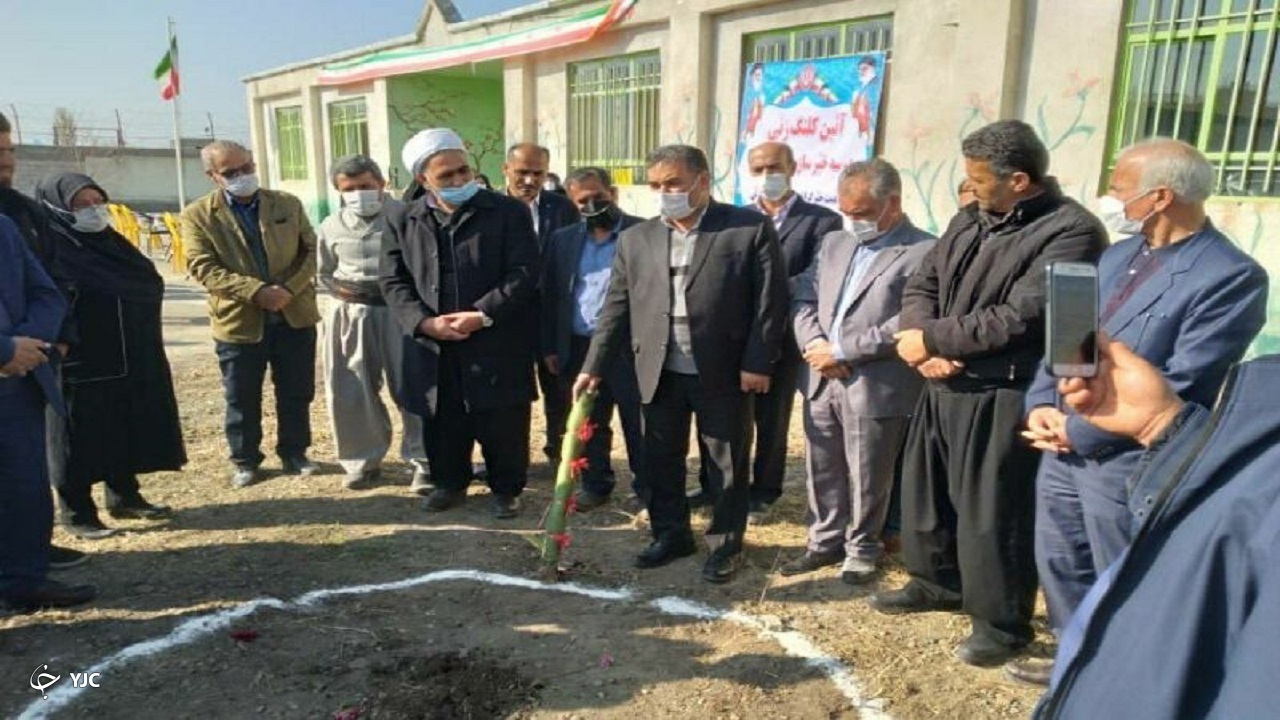 عملیات اجرایی ۱۶ باب کلاس درس در روستا‌های میاندوآب آغاز شد