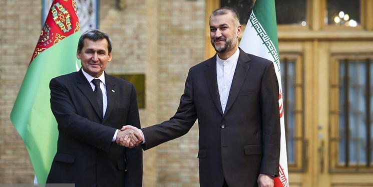 رایزنی امیرعبداللهیان و همتای ترکمنستانی در آستانه نشست سران اکو