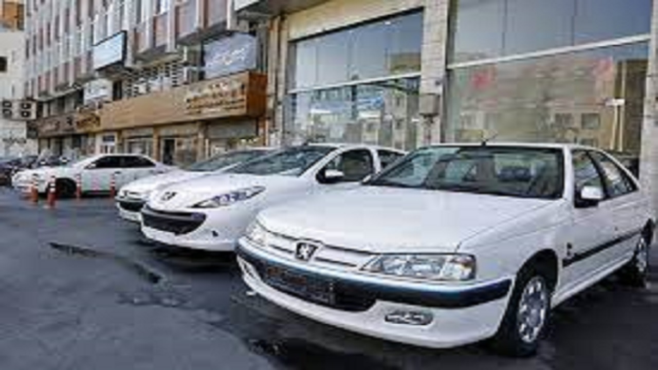 قیمت خودرو در بازار آزاد؛ ۶ آذر ۱۴۰۰