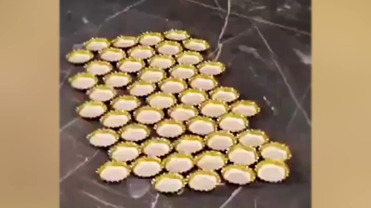 آماده سازی فینگر فود با کمک درب بطری! + فیلم