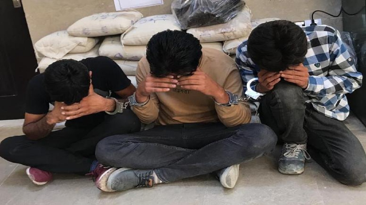 دستگیری ۳ سوداگر مرگ در ایوان