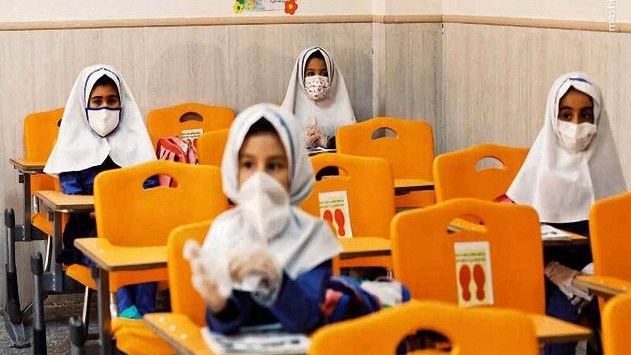 رعایت نکات بهداشتی در اصناف و مدارس استان سمنان ادامه یابد