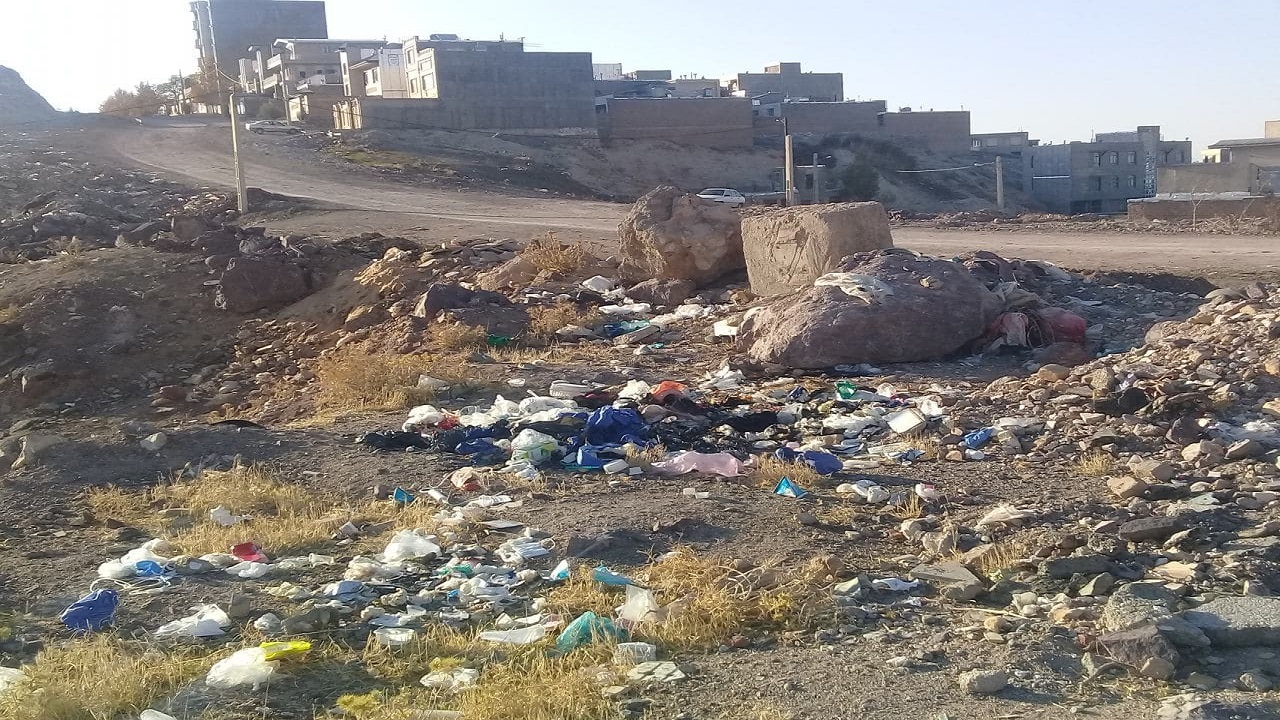 انباشت پسماند‌های بیمارستانی خطری برای شهروندان نهاوندی + تصاویر