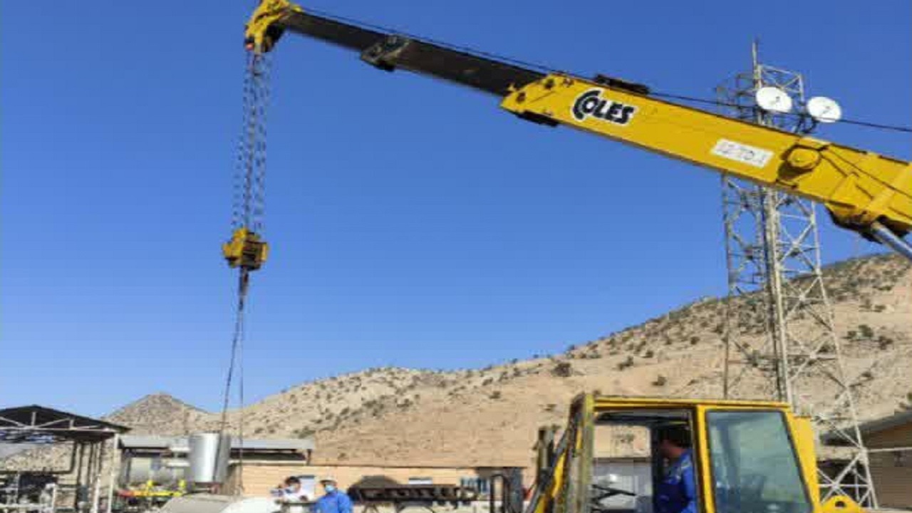 نصب گرم کن جدید گاز ورودی مرکز انتقال نفت شماره ۴ مارون اصفهان