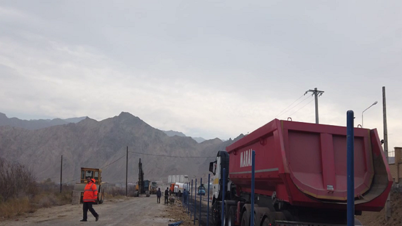 نصب ایکس ری کامیون در پایانه مرزی نوردوز
