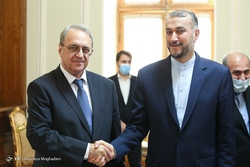 دیدار وزیرامور خارجه با اعضای کمیسیون امنیت ملی