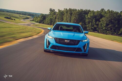 کادیلاک2022  CT5-V Blackwing