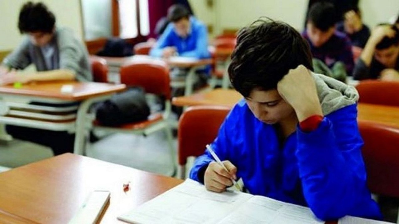 افزایش یک ماهه فعالیت مدارس هنوز ابلاغ نشده است