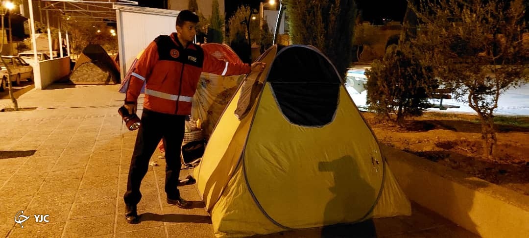 آتش‌نشانان شیراز  ۴۸ مسافر نوروزی را از مرگ نجات دادند