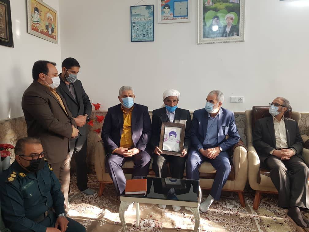 وزیر آموزش و پرورش یک دبیرستان تربت جام را افتتاح کرد