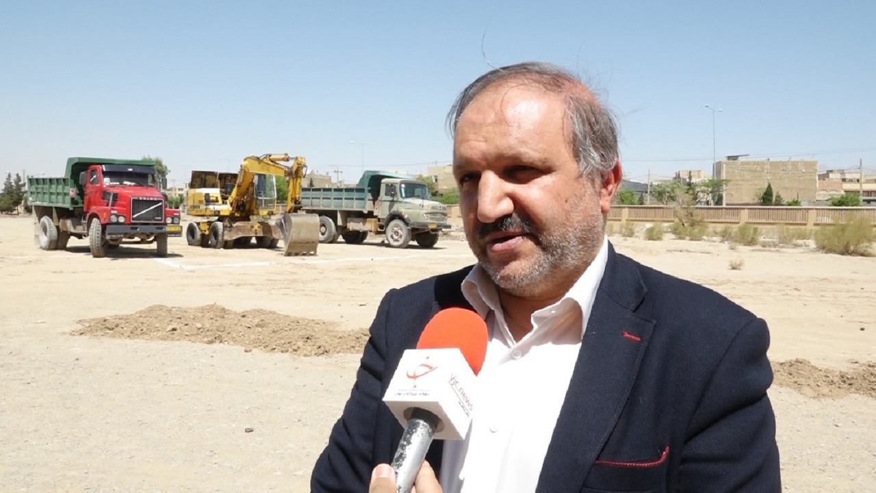 عملیات ساخت درمانگاه تخصصی و فوق تخصصی بیمارستان شهدای کارگر یزد کلید خورد