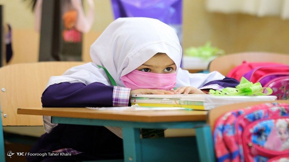 نمرات بالاتر دانش آموزان در مدارس غیر دولتی با آموزش حضوری