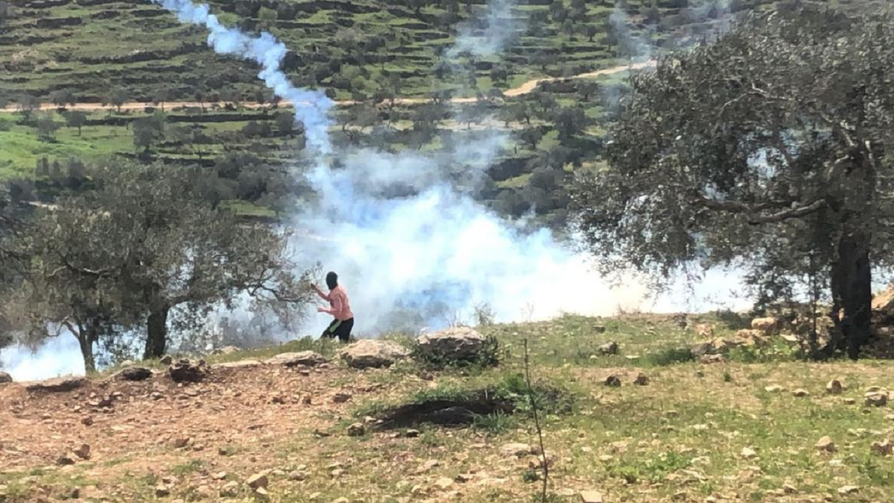 شهادت یک فلسطینی در درگیری با نظامیان صهیونیست در الخلیل+ عکس