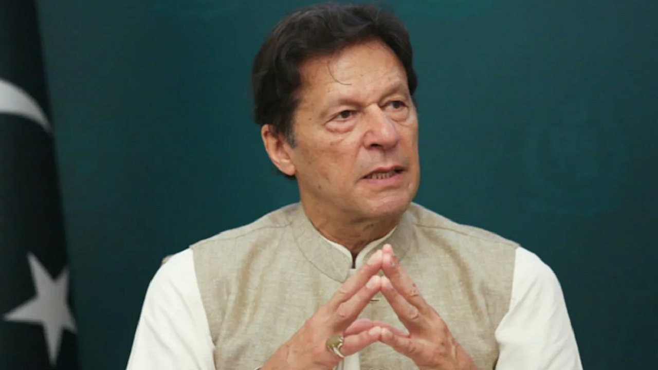 عمران‌خان: پاکستانی‌ها در هر شهری علیه آمریکا تظاهرات کنند