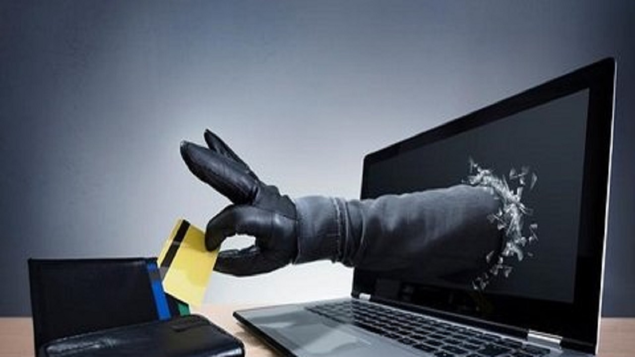با لوگوی صداوسیما حساب شما را خالی می‌کنند