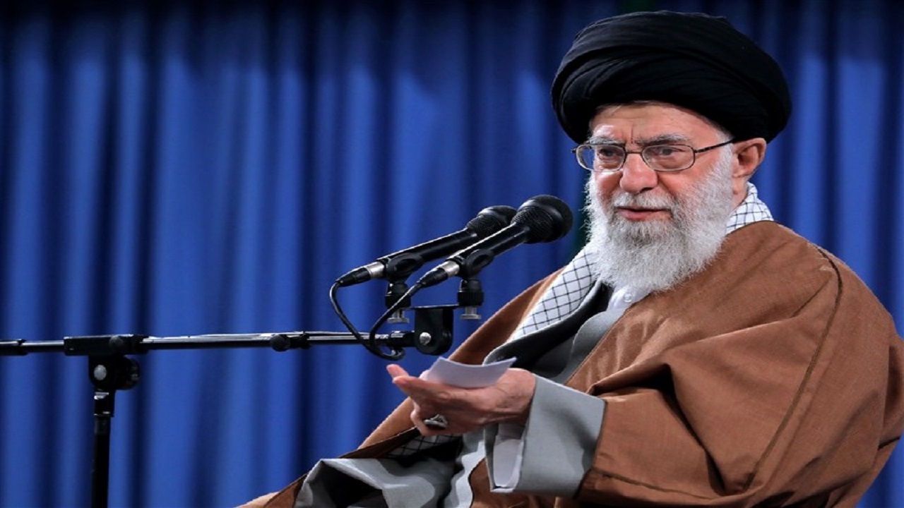 بیانات مقام معظم رهبری در مورد اهمیت سحرهای ماه رمضان + فیلم