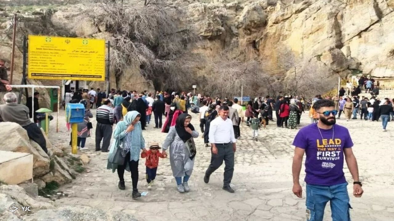 ۳۴ هزار و ۵۰۰ گردشگر از جاذبه‌های مهاباد بازدید کردند