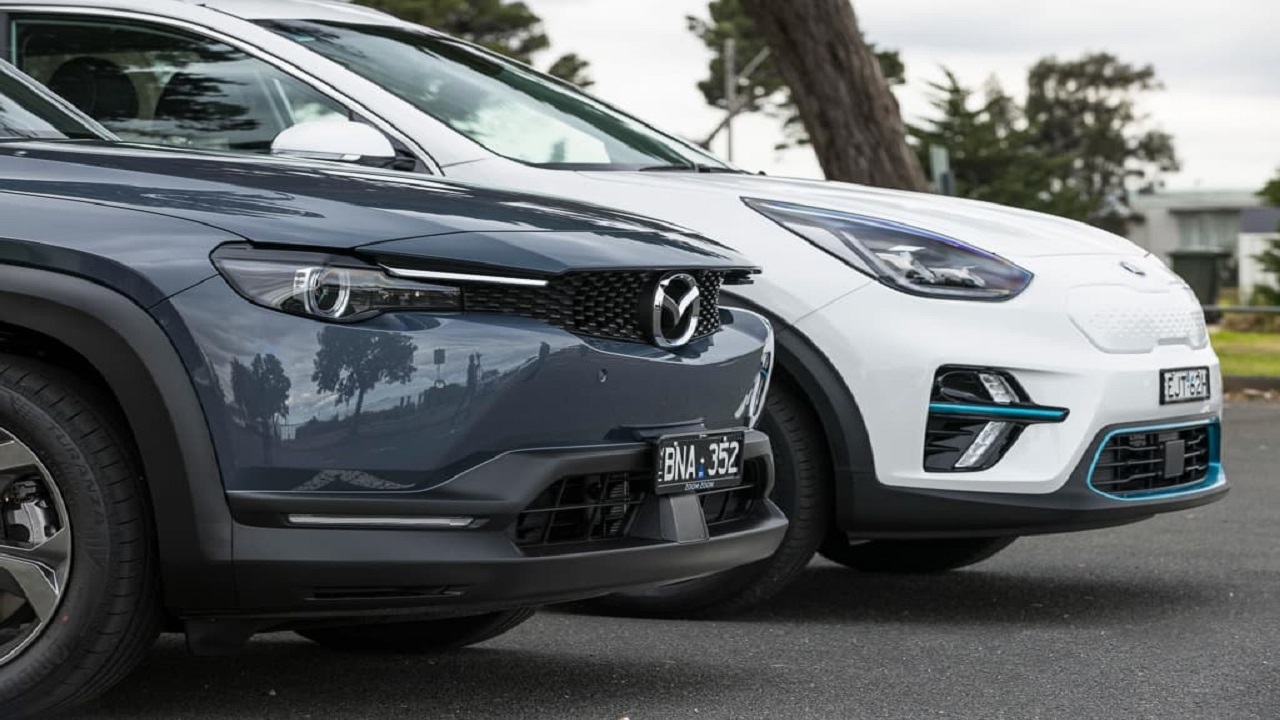 کیا نیرو 2022 در مقابل مزدا CX-30 + فیلم