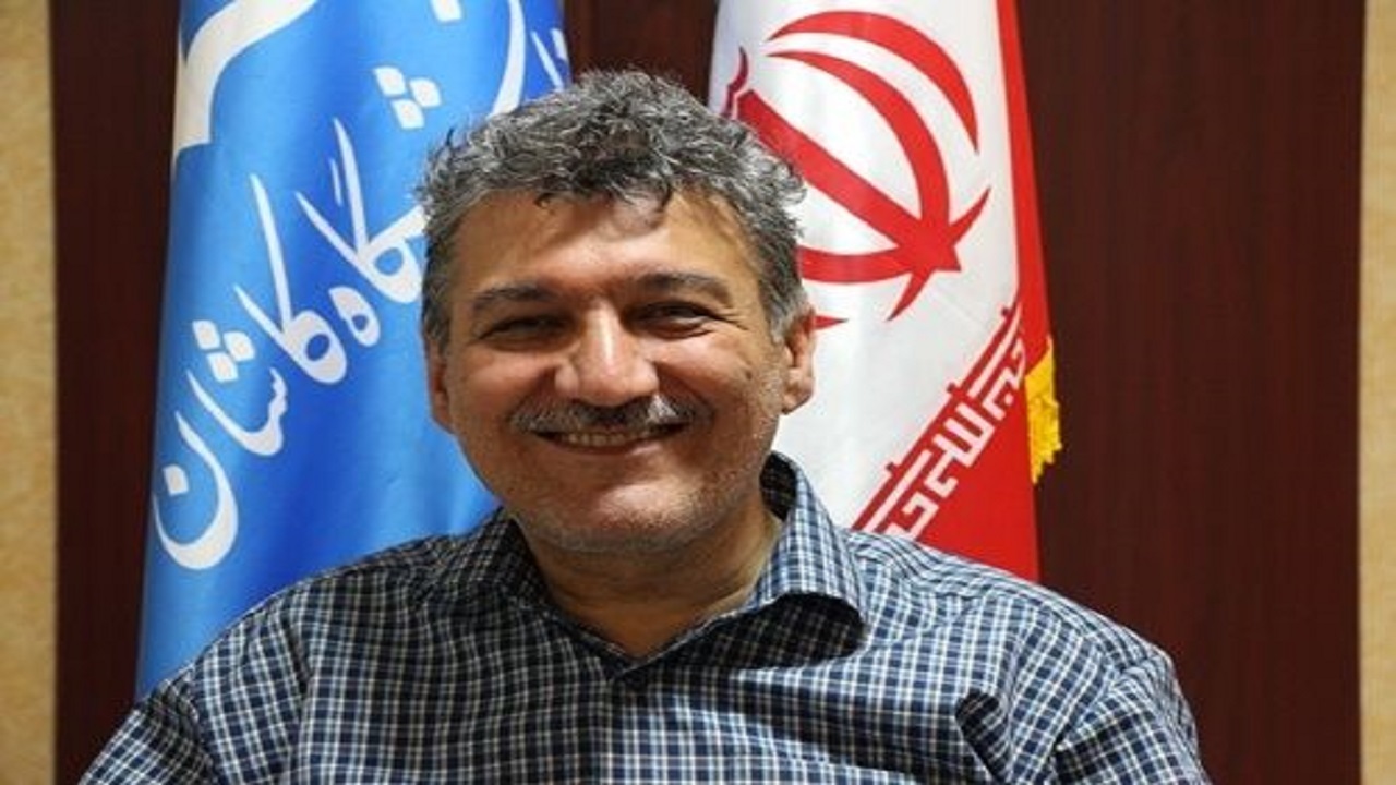 قطع همکاری استاد کاشانی با ناشر آمریکایی به دلیل حذف نام ایران