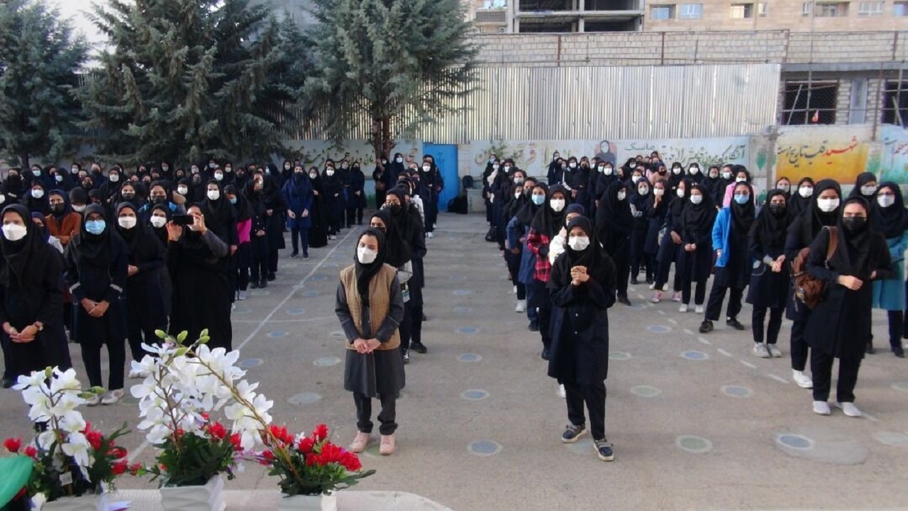 سرزندگی در جامعه با حضور دانش‌آموزان در مدارس
