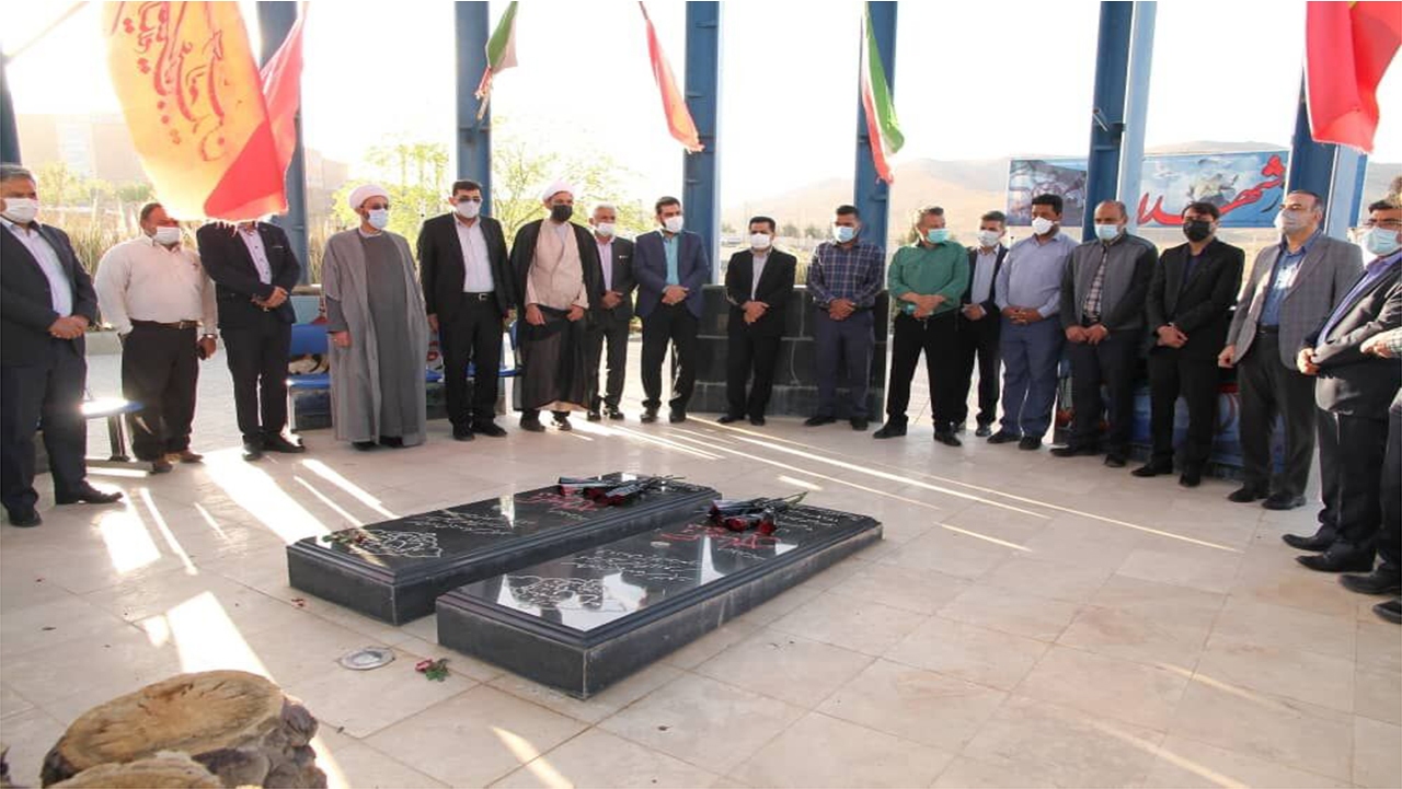 دانشگاهیان در مسیر اهداف شهدا گام بردارند