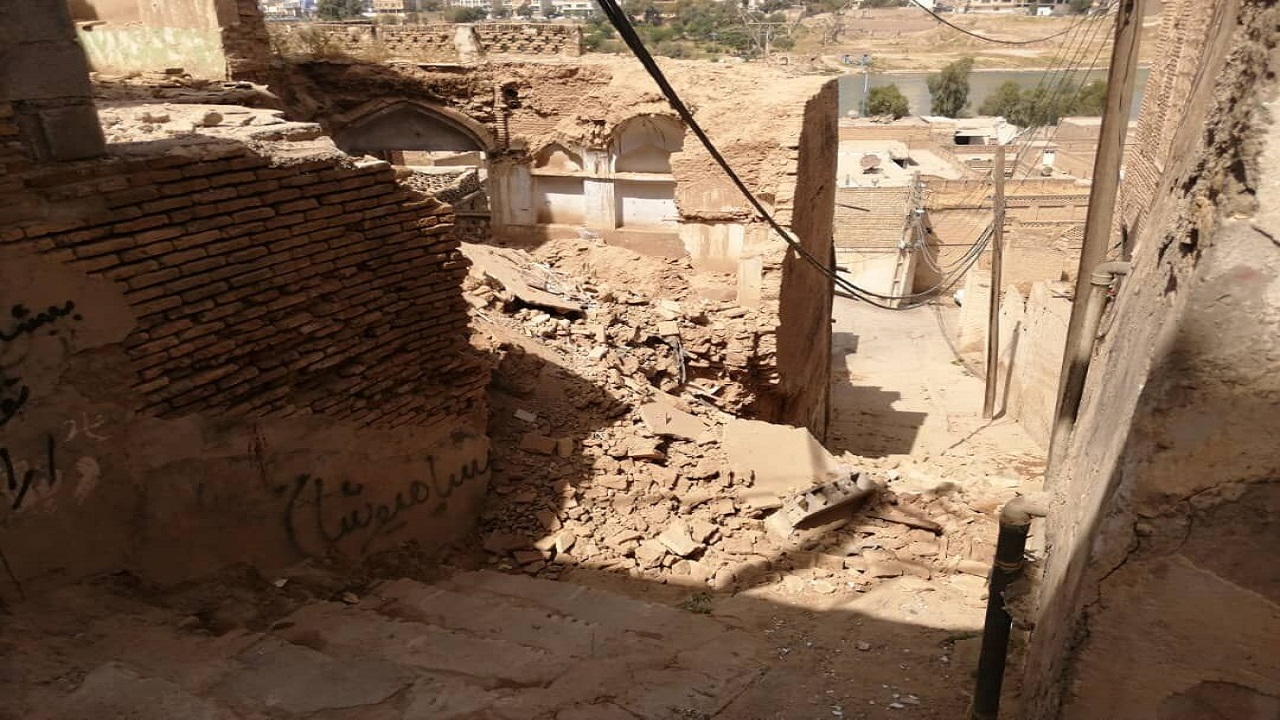 گذر و اثر تاریخی پله بچیلون دزفول مسدود شد