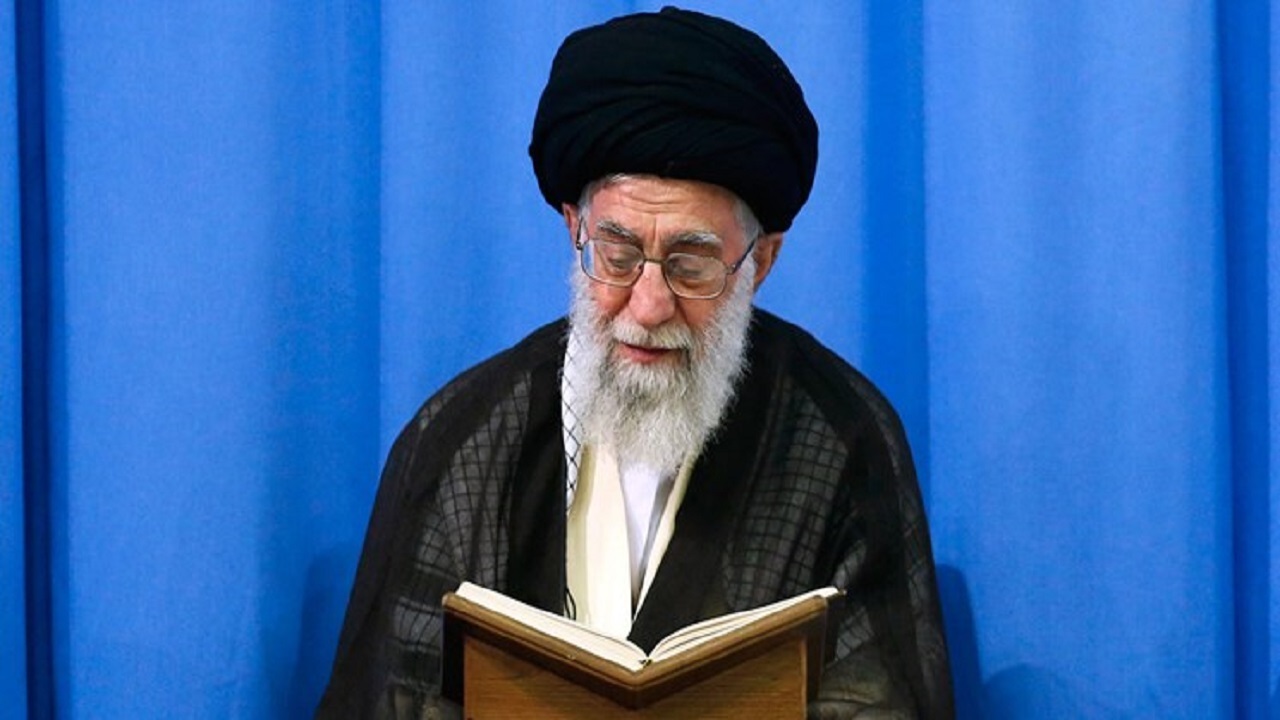 تلاوتی که مورد تحسین‌های پیاپی رهبر انقلاب قرار گرفت + فیلم