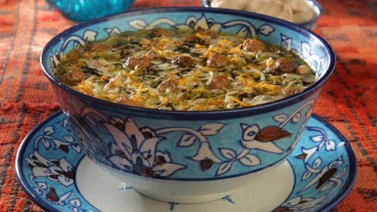 طرز تهیه آش کلم برگ تبریزی + فیلم