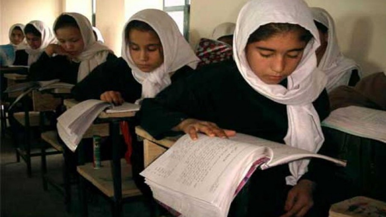 در جهان فقط برای دختران افغانستانی تحصیل ممنوع است