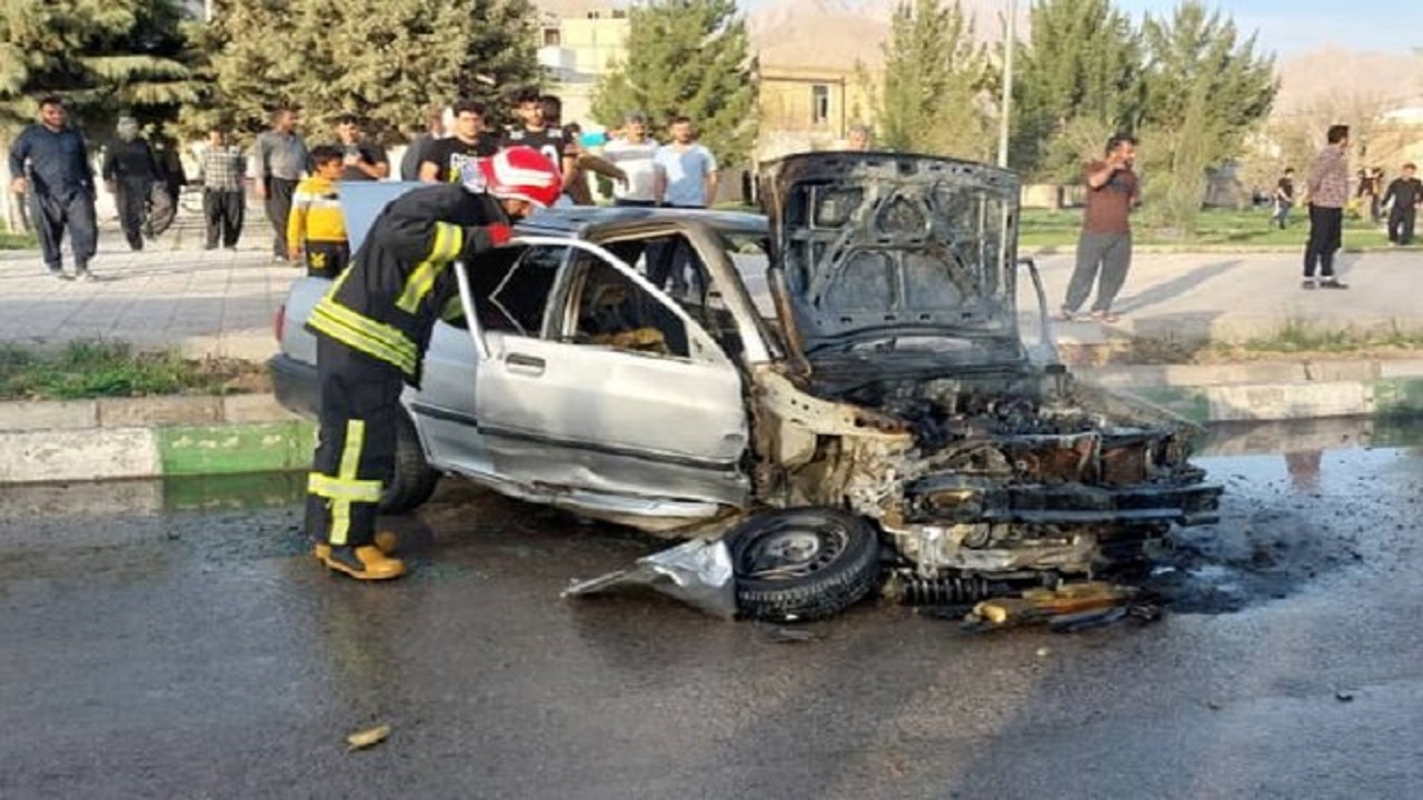 مصدومیت ۴سرنشین خودرو بر اثر حادثه تصادف در سه راهی قزانچی