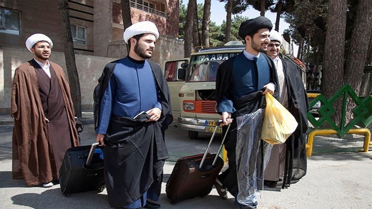 اعزام ۱۰۰ مبلغ دینی به مناطق مختلف لارستان