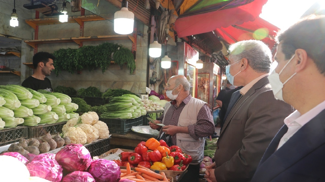 بازدید سرزده استاندار گیلان از بازار بزرگ رشت