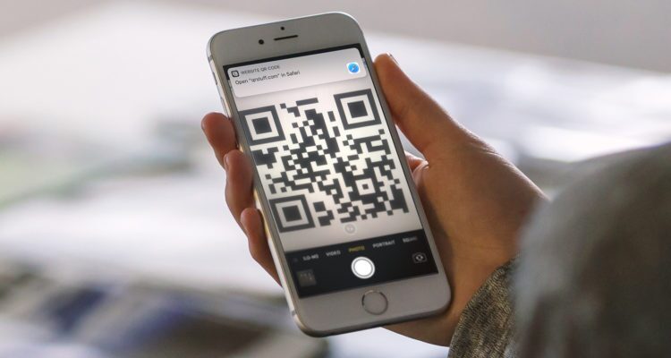 کد&zwnj; QR در آیفون