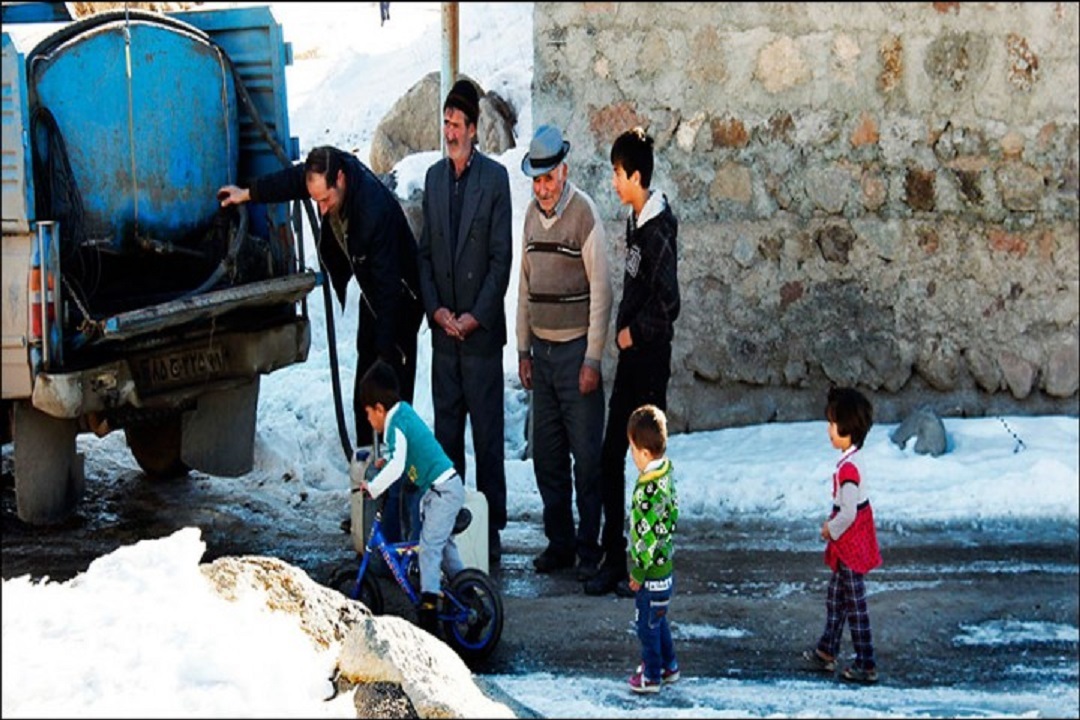 توزیع ۱۸۵ میلیون لیتر سوخت زمستانه در بین خانوارهای شهری و روستایی شمال استان