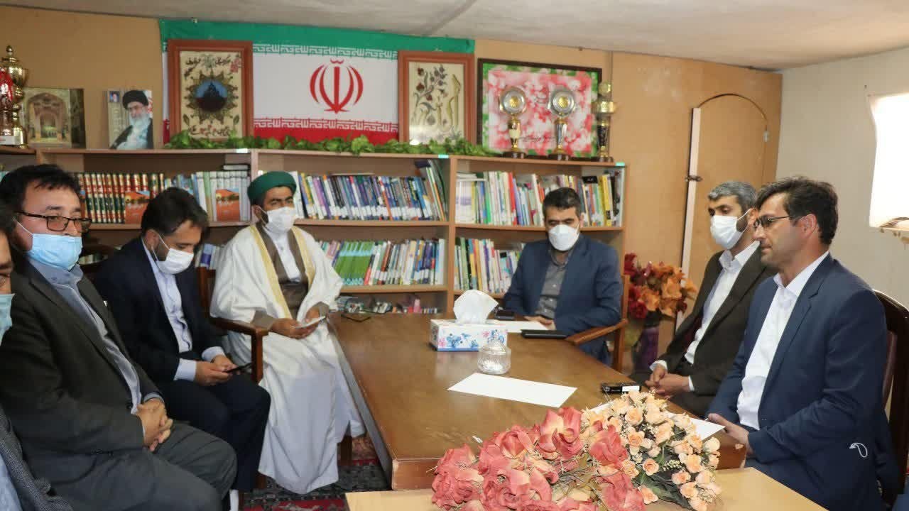 ۲۰ معدن دارای پروانه بهره برداری در منطقه عنبران وجود دارد