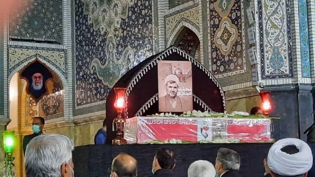 مراسم وداع با پیکر حجت الاسلام شهید اصلانی در حرم مطهر رضوی + عکس
