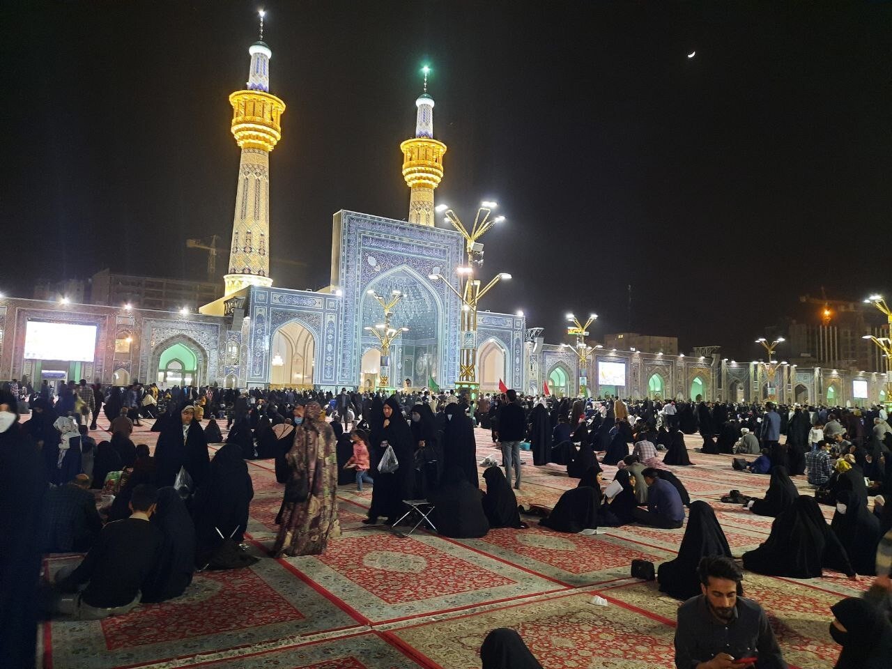 مراسم وداع با پیکر حجت الاسلام شهید اصلانی در حرم مطهر رضوی