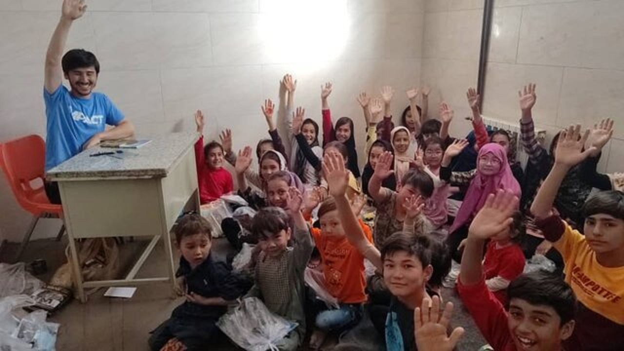 افتتاح یک باب کلاس درس در اردوگاه مراقبتی الغدیر سیستان و بلوچستان