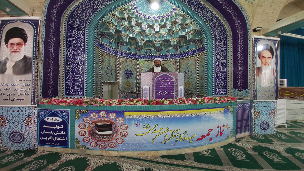 دشمنان با ایجاد اختلاف بین شیعه و سنی به دنبال تضعیف ایران هستند