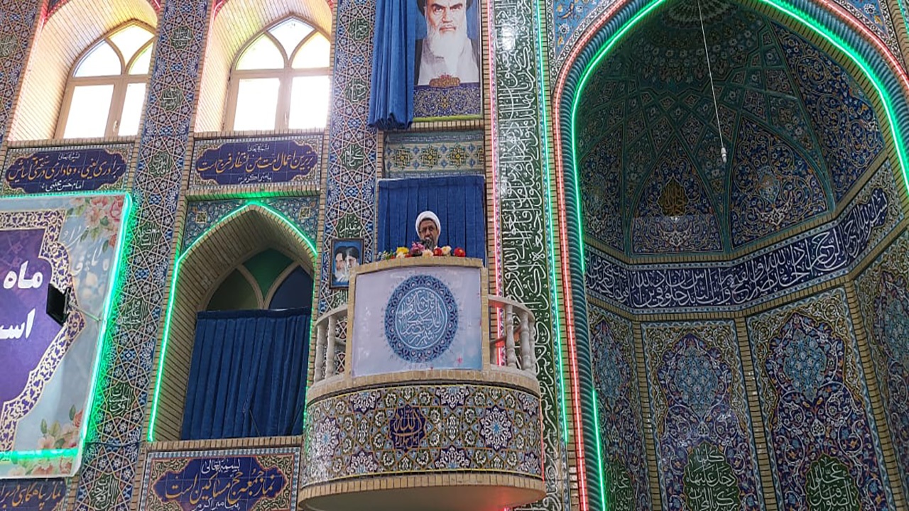 بازیگر میدان دشمن نشویم