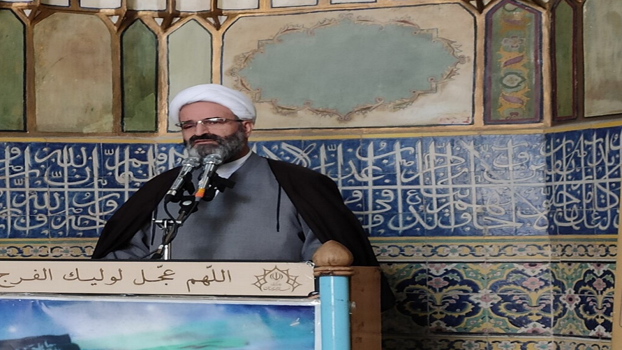 مساجد در ماه رمضان به پایگاه های قرآنی تبدیل شوند