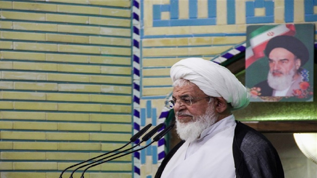 رمضان ماه بهره مندی از رحمت و مغفرت الهی است