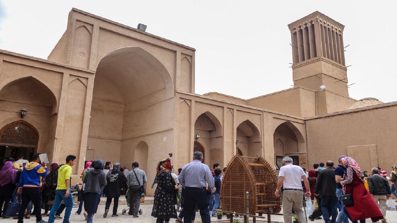 اسکان بیش از هفتاد هزار مسافر در استان یزد