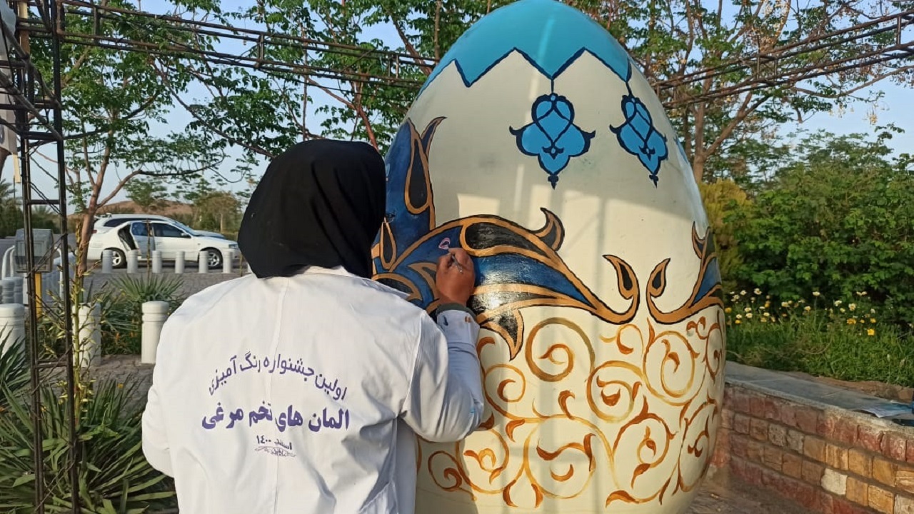 هنرنماییِ هنرمندان نقاش در جشنواره رنگ‌آمیزی +تصاویر