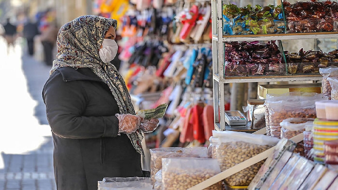 بازدید استاندار کهگیلویه وبویراحمد از بازار یاسوج